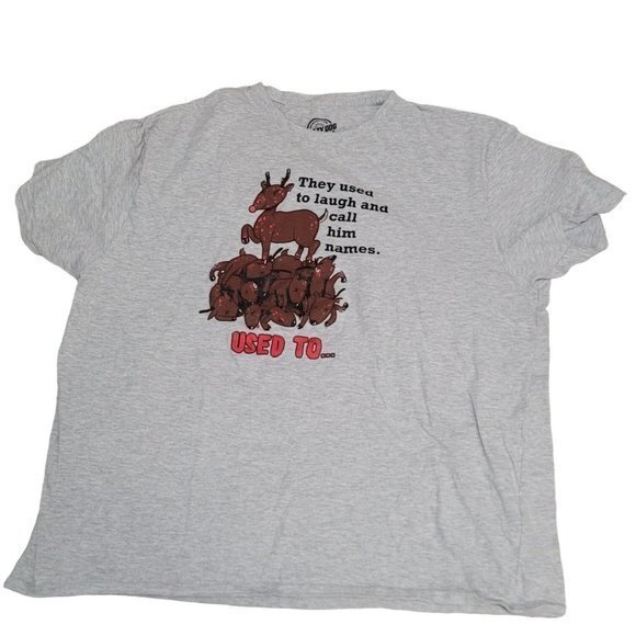 Crazy Dog Mens 4x Grey Funny‎ Christmas Shirt Hunter Reindeer - Picture 1 of 4